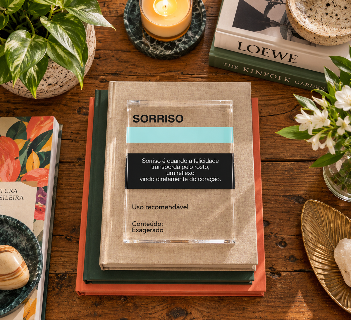 Smile Acrylic Centerpiece | Sorriso Centro de Mesa