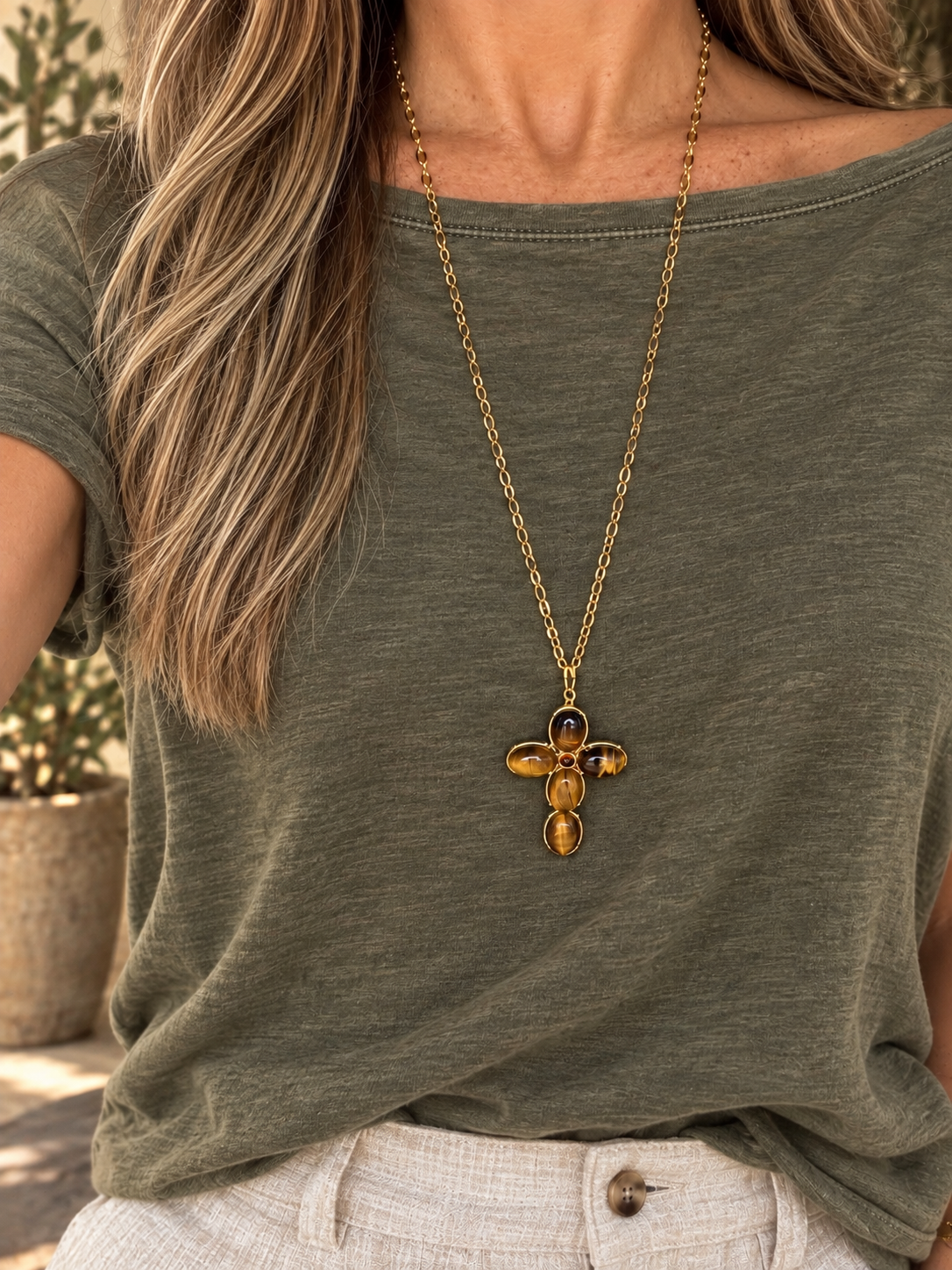 Amara Cross Necklace